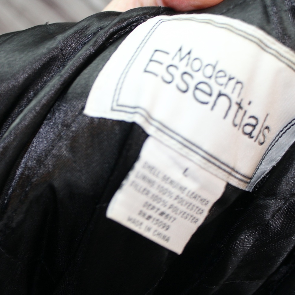 Modern Essentials Leather and Fur Coat Size L - Picture 2 of 8